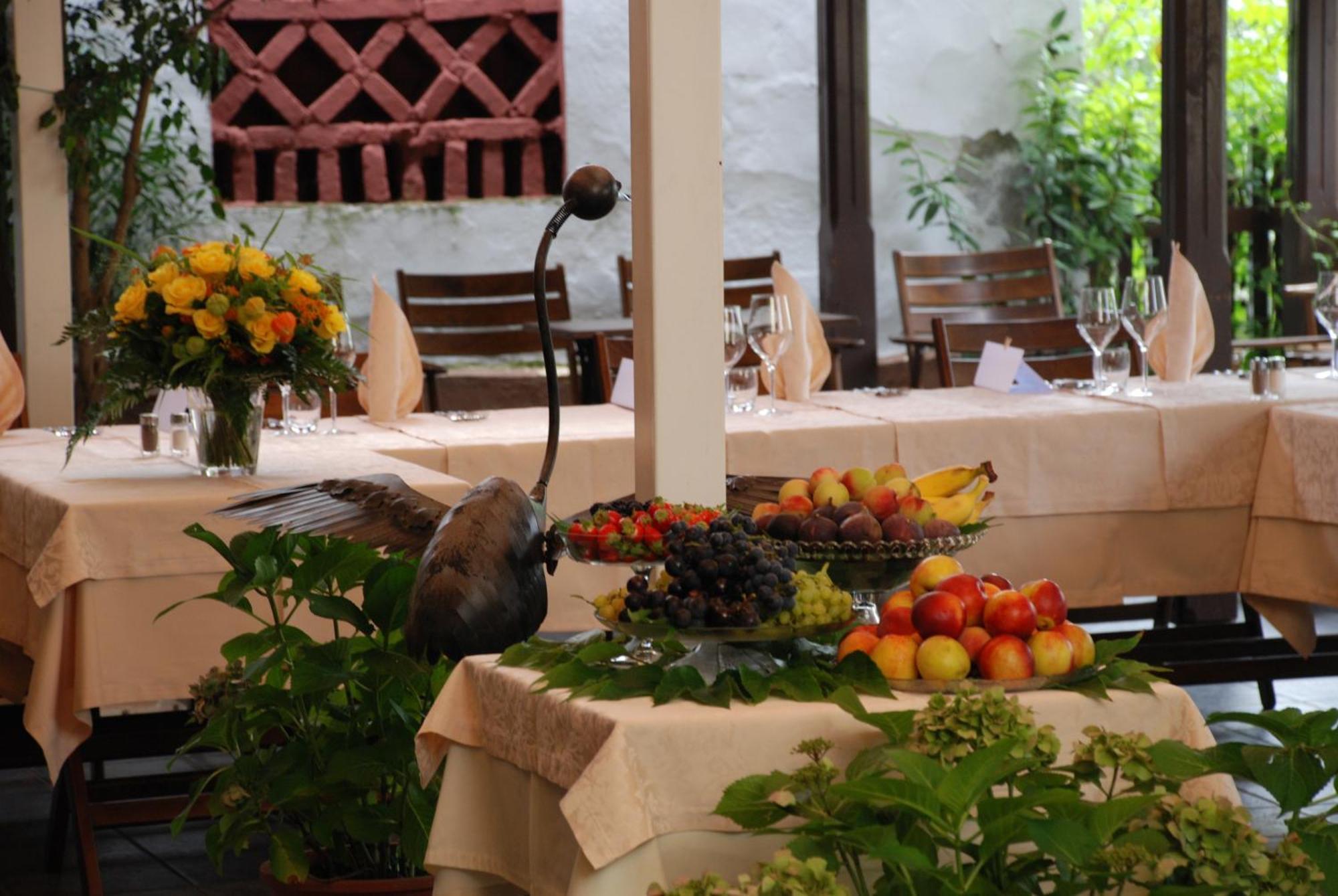 Siker B&B Hotel Pernica Экстерьер фото