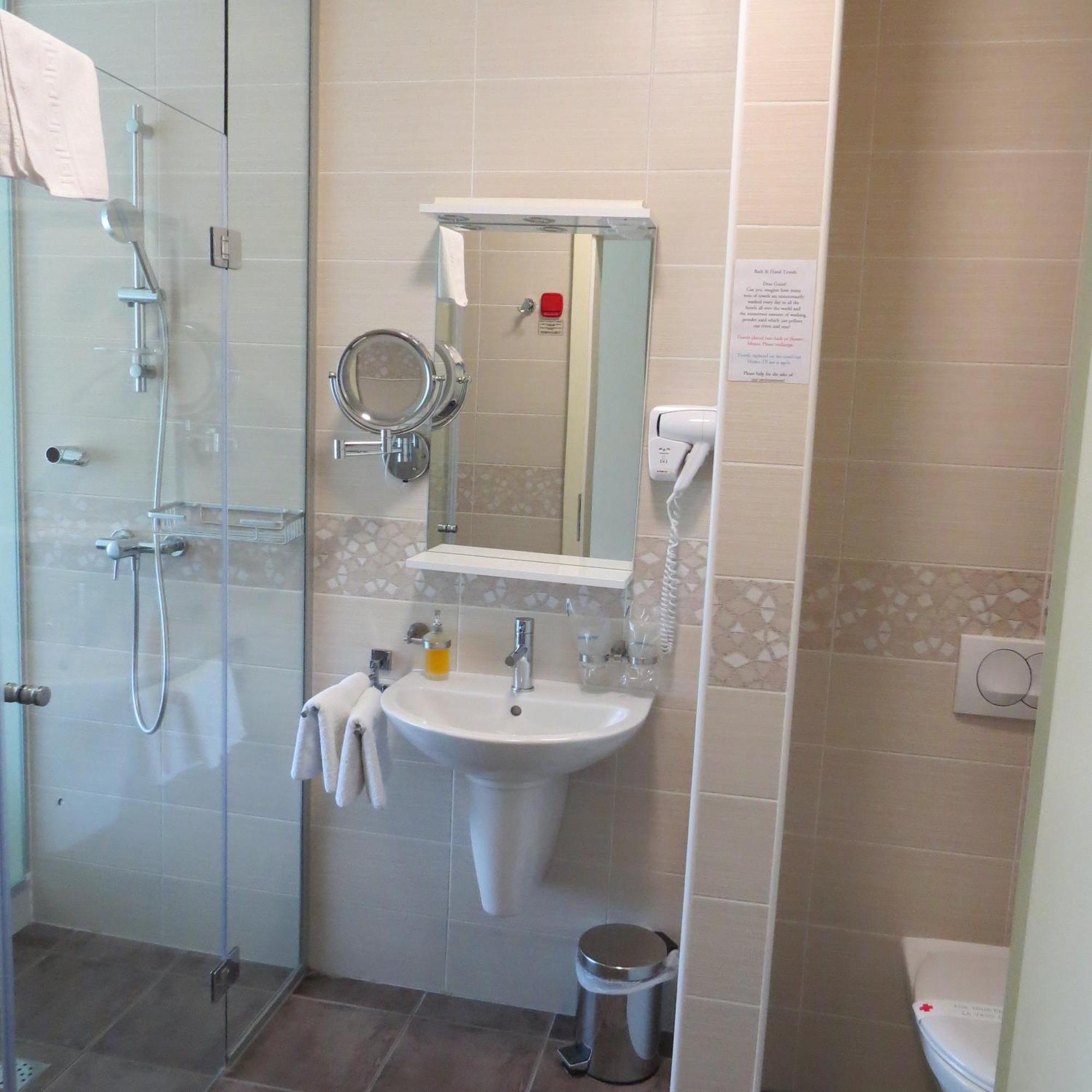 Siker B&B Hotel Pernica Экстерьер фото