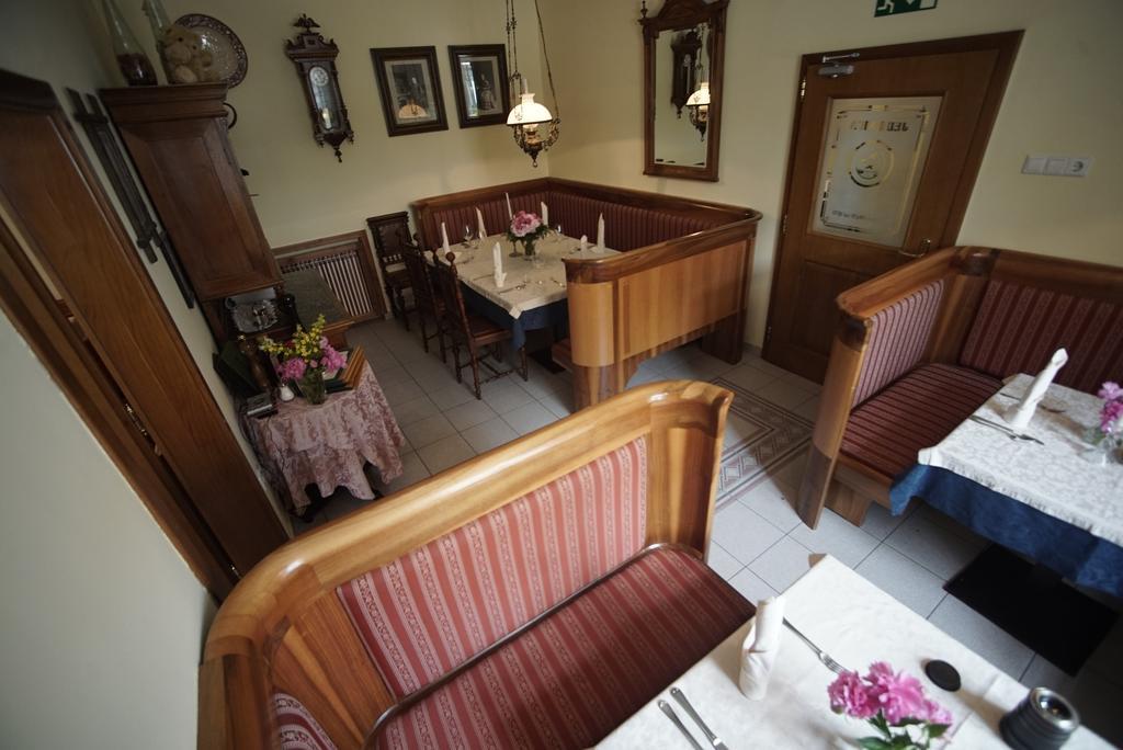 Siker B&B Hotel Pernica Экстерьер фото