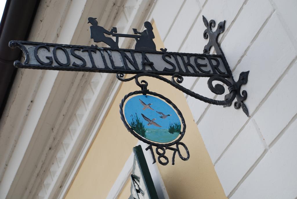 Siker B&B Hotel Pernica Экстерьер фото